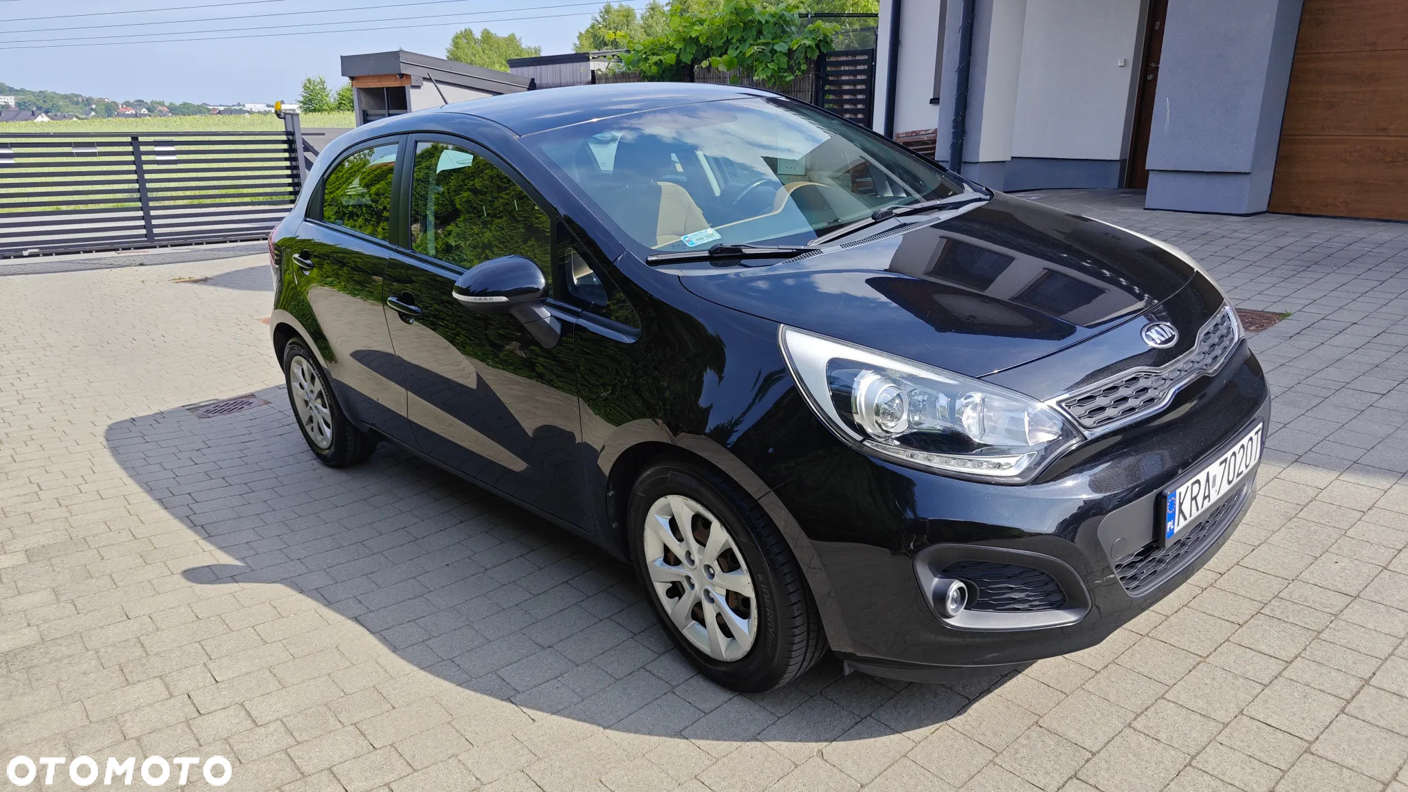 Kia Rio - 7