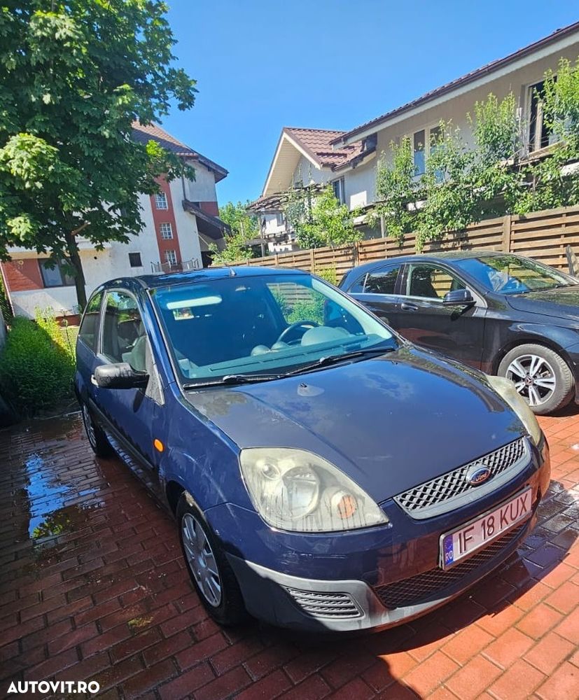Ford Fiesta 1.3i - 2