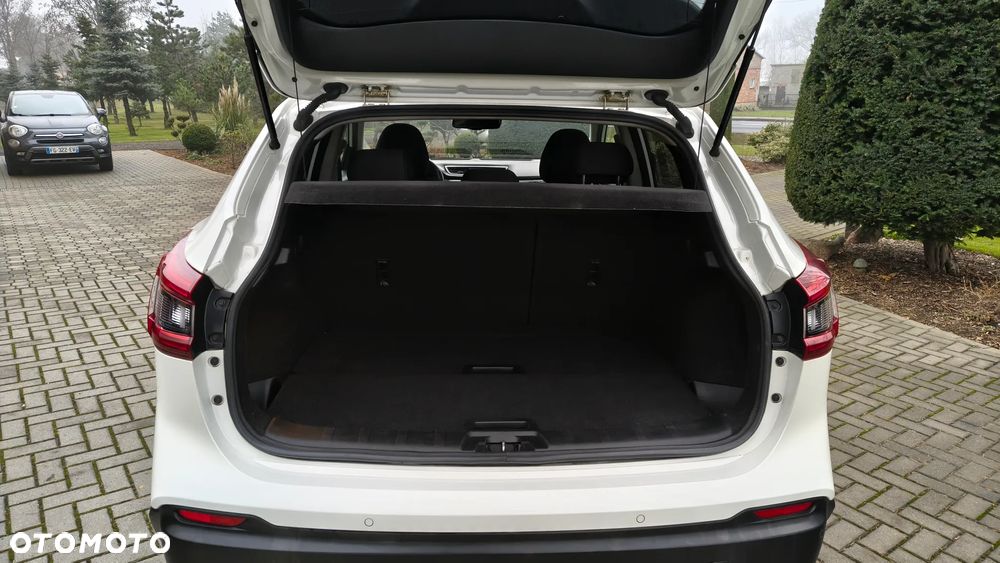 Nissan Qashqai 1.6 DIG-T 360 - 22