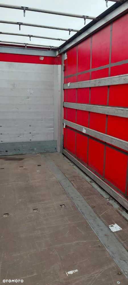 Schmitz Cargobull - 28
