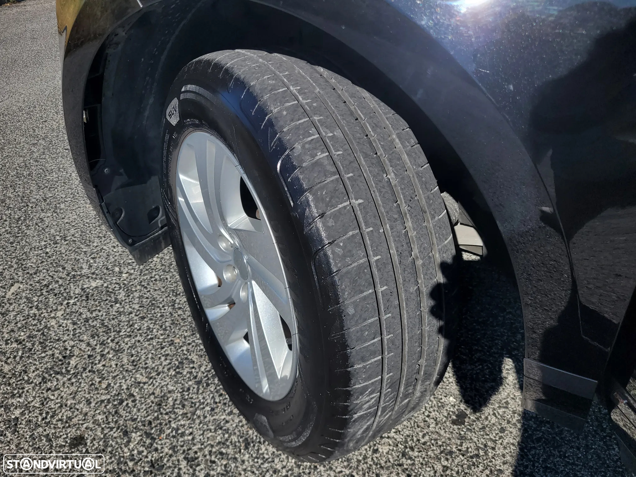 Land Rover Range Rover Evoque 2.0 D150 AWD R-Dynamic S Auto - 45