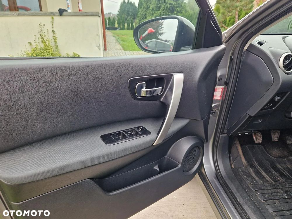 Nissan Qashqai 1.5 dCi DPF acenta - 29