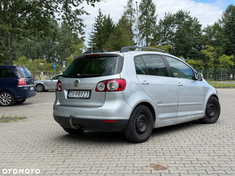 Volkswagen Golf 1.9 TDI DPF Comfortline DSG - 7