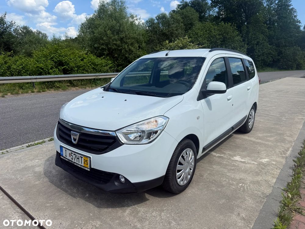 Dacia Lodgy 1.6 SCe Ambiance S&S - 1