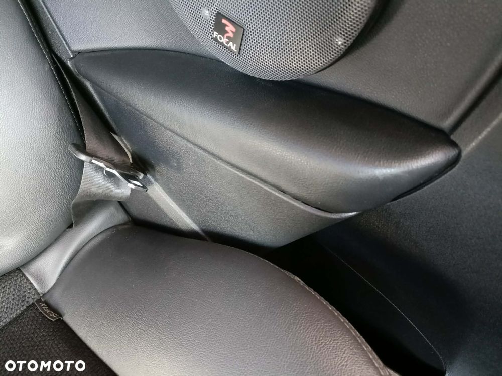 Renault Megane 1.9 dCi Exception - 8