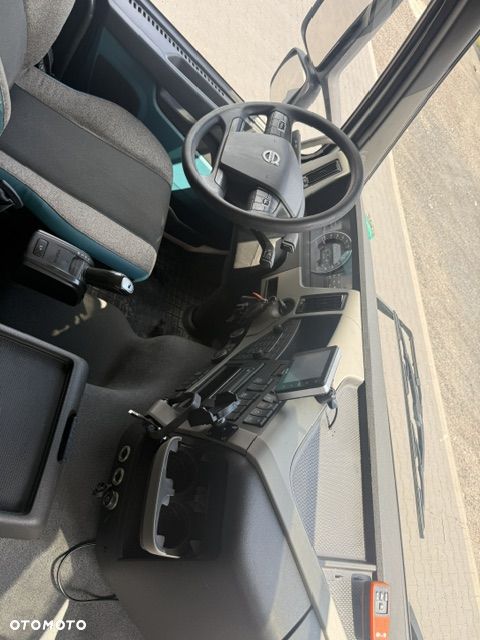 Volvo FM 330 Chłodnia 23palety Super Stan - 7