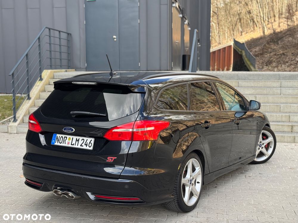 Ford Focus 2.0 TDCi ST-2 - 13
