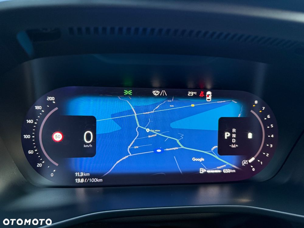 Volvo XC 40 B3 B DKG Plus Dark - 33