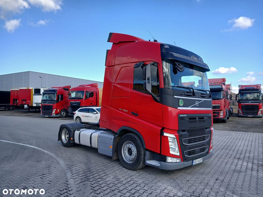 Volvo FH460 Mega - 3