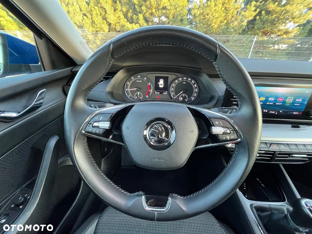 Skoda Octavia ver-1-5-tsi-act-ambition - 27