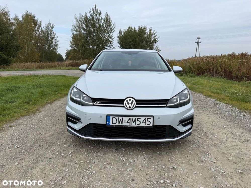Volkswagen Golf - 2