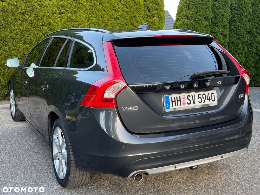 Volvo V60 D2 Drive-E Momentum - 16