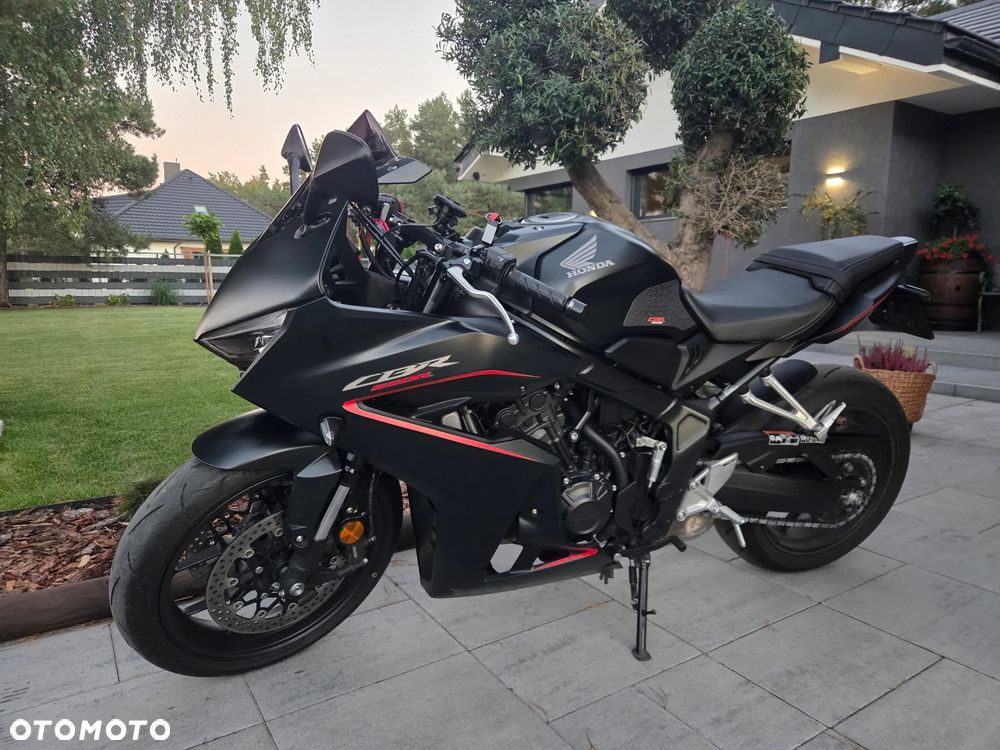 Honda CBR - 1