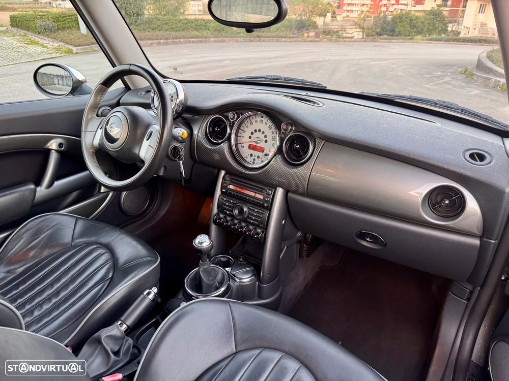 MINI 3 Portas One 1.4 D Parklane - 24