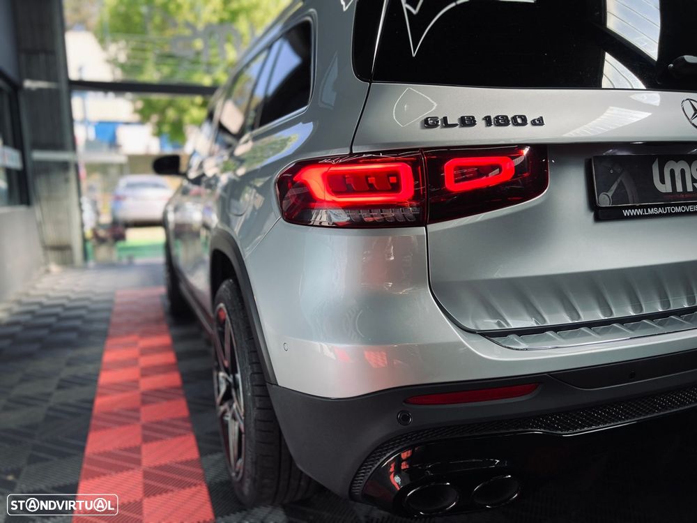 Mercedes-Benz GLB 180 d 8G-DCT AMG Line - 11