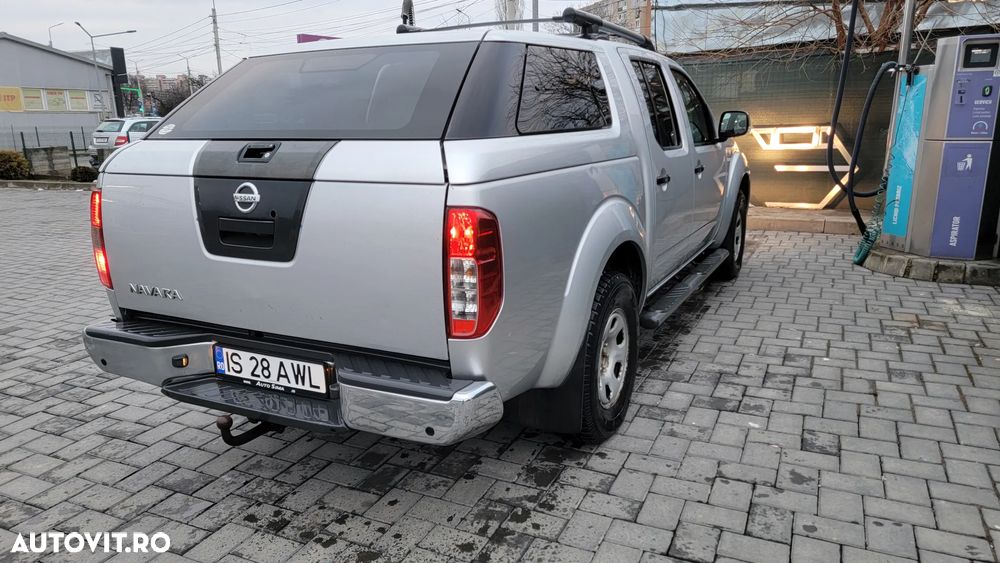 Nissan Navara 2.5 dCi DPF 4X4 Double Cab XE - 3