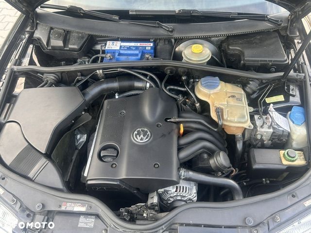 Volkswagen Passat - 16