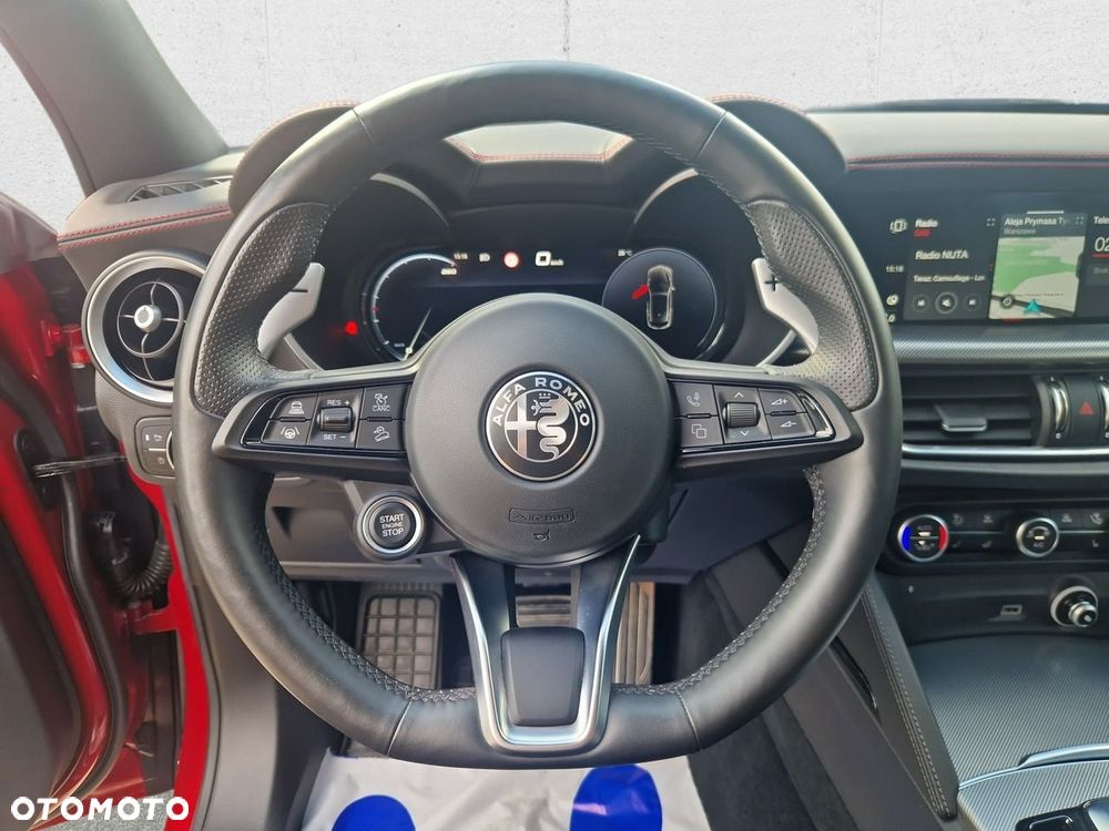 Alfa Romeo Stelvio - 19