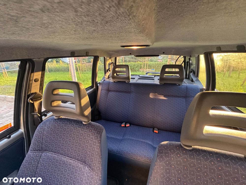 Fiat Uno 899 - 11