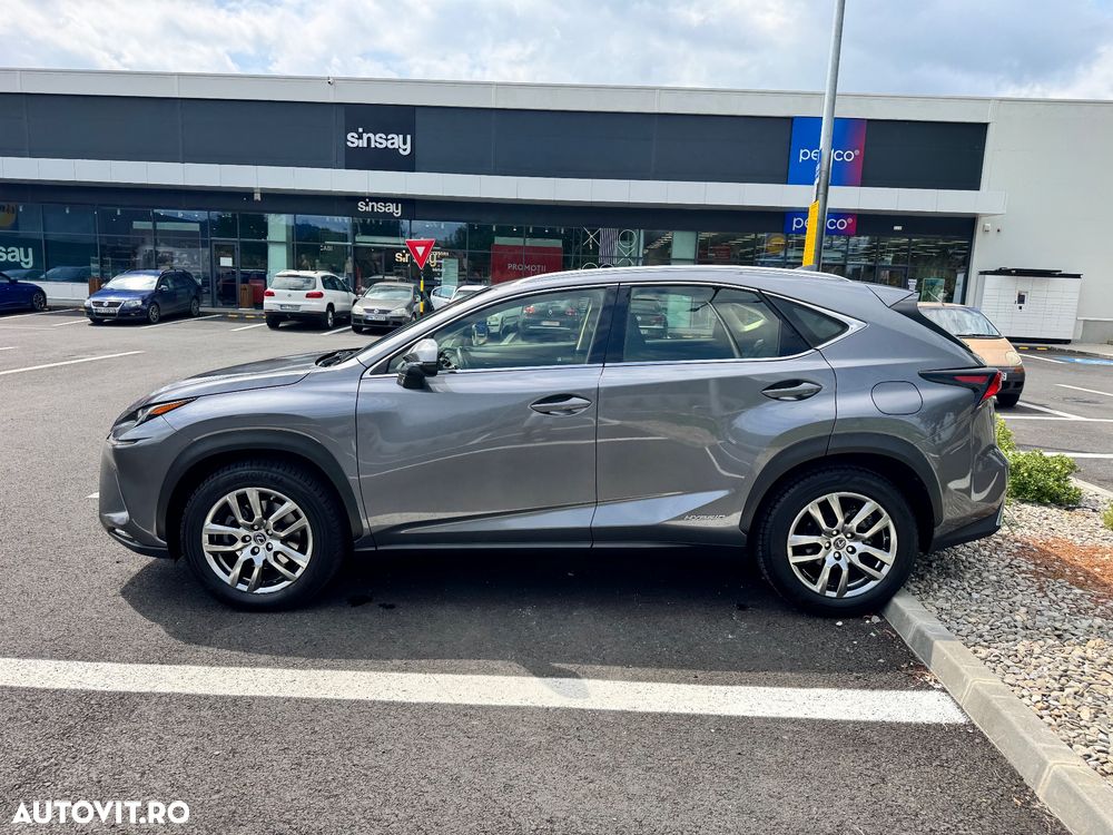 Lexus Seria NX - 2