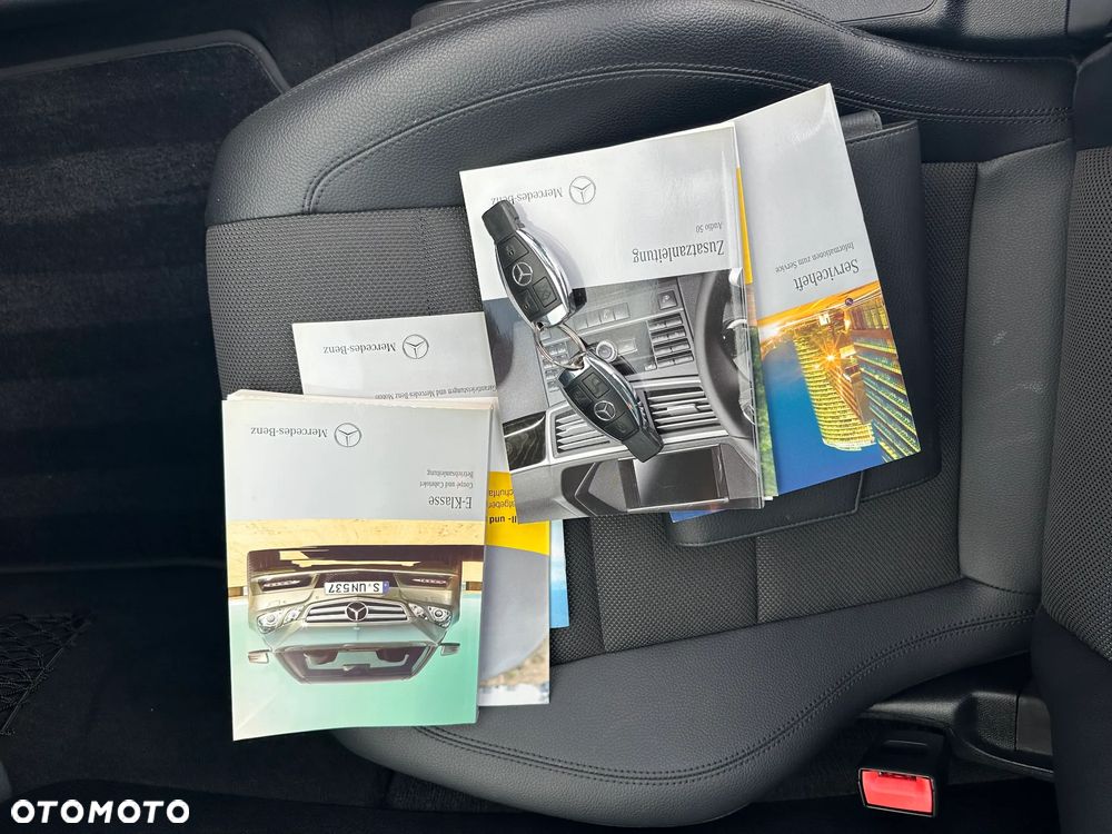 Mercedes-Benz Klasa E 250 CGI BlueEffICIENCY - 19