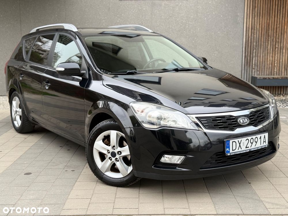 Kia Ceed - 3