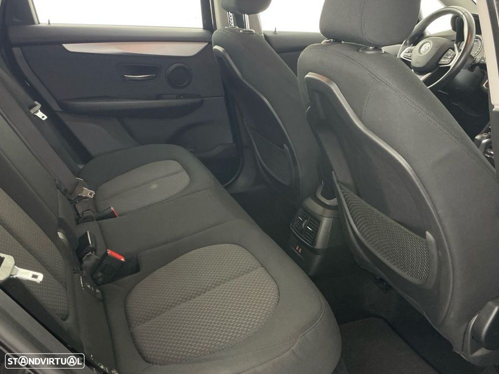 BMW 225xe Active Tourer Pack M - 25