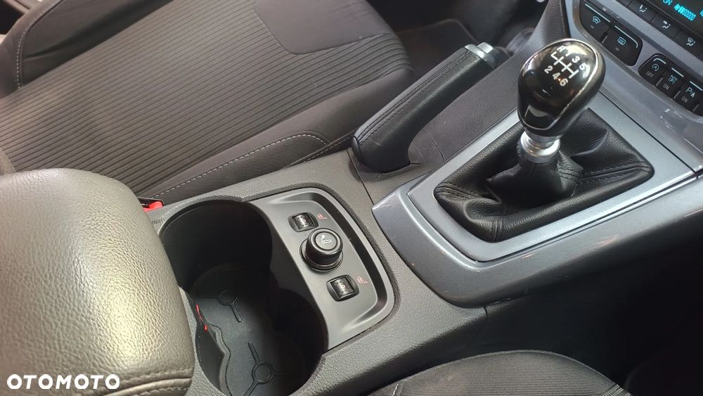 Ford Focus 1.6 EcoBoost Titanium - 26