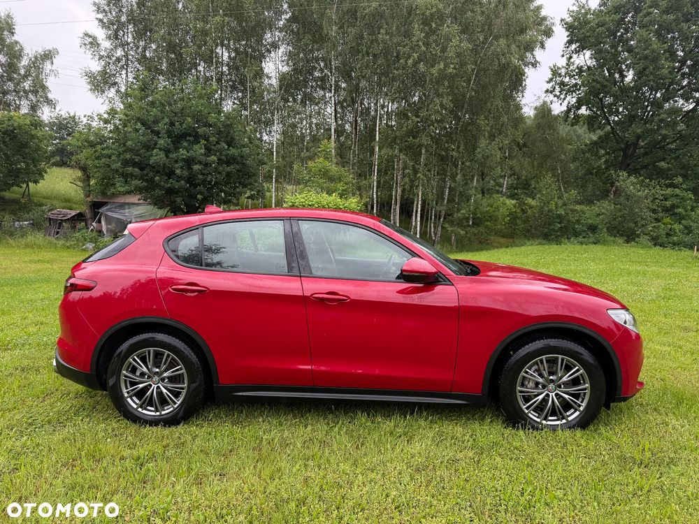 Alfa Romeo Stelvio 2.2 16V AT8 Q4 Business - 5