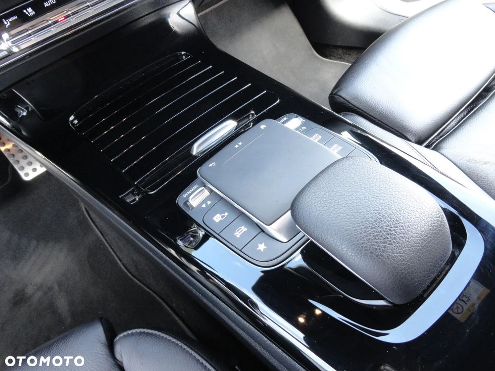 Mercedes-Benz CLA 200 7G-DCT Edition AMG Line - 16