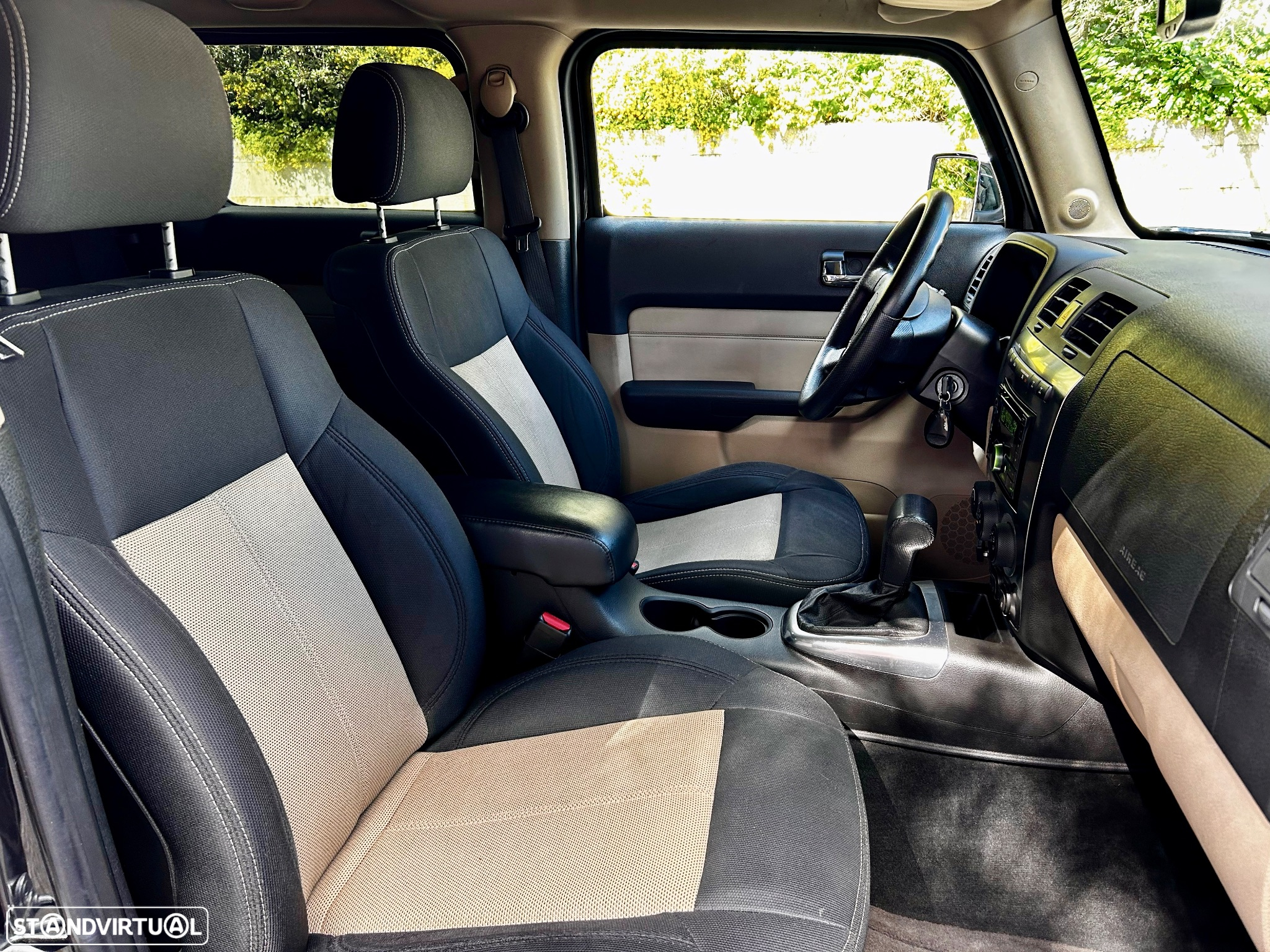 Hummer H3 - 12