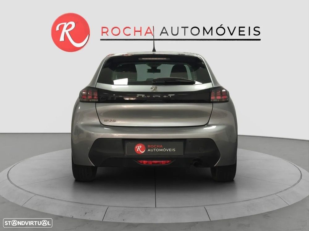 Peugeot 208 - 5