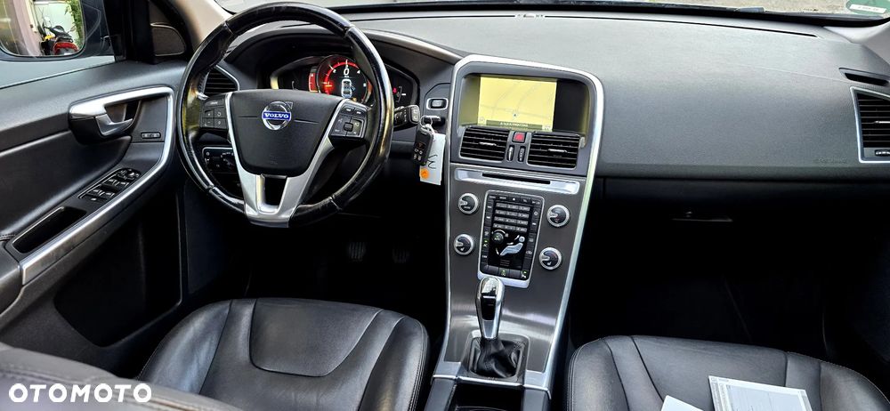 Volvo XC 60 D4 Summum - 17