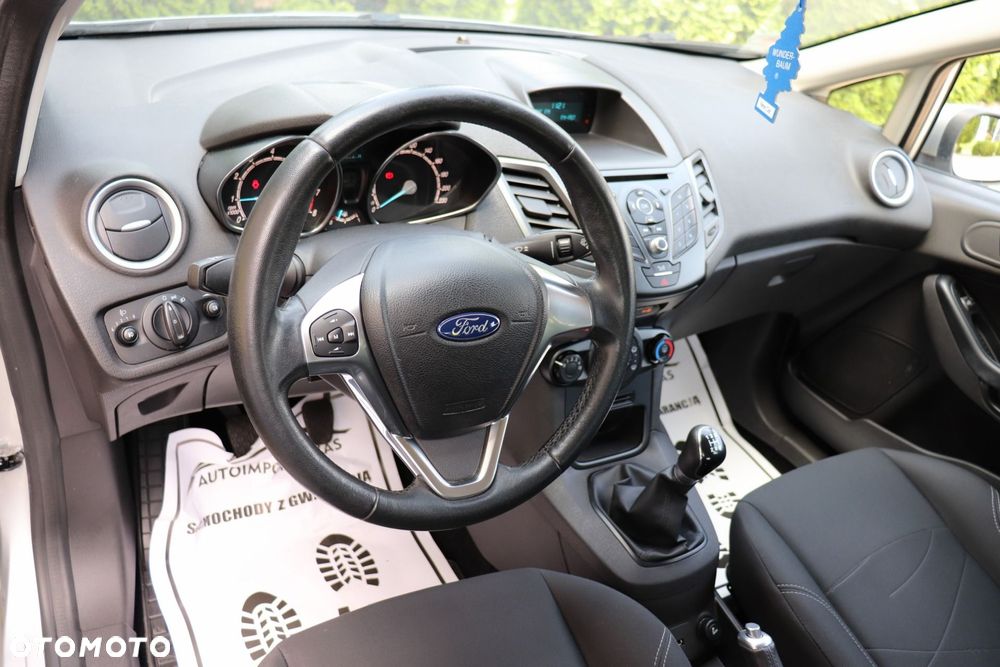 Ford Fiesta - 19