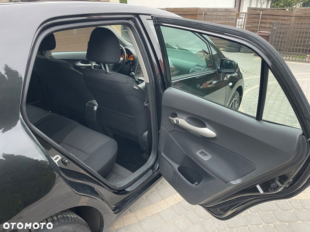 Toyota Auris 1.6 VVT-i Prestige - 25