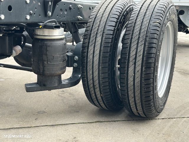 Iveco DAILY 35C18 (cx automática e pneumática) - 4