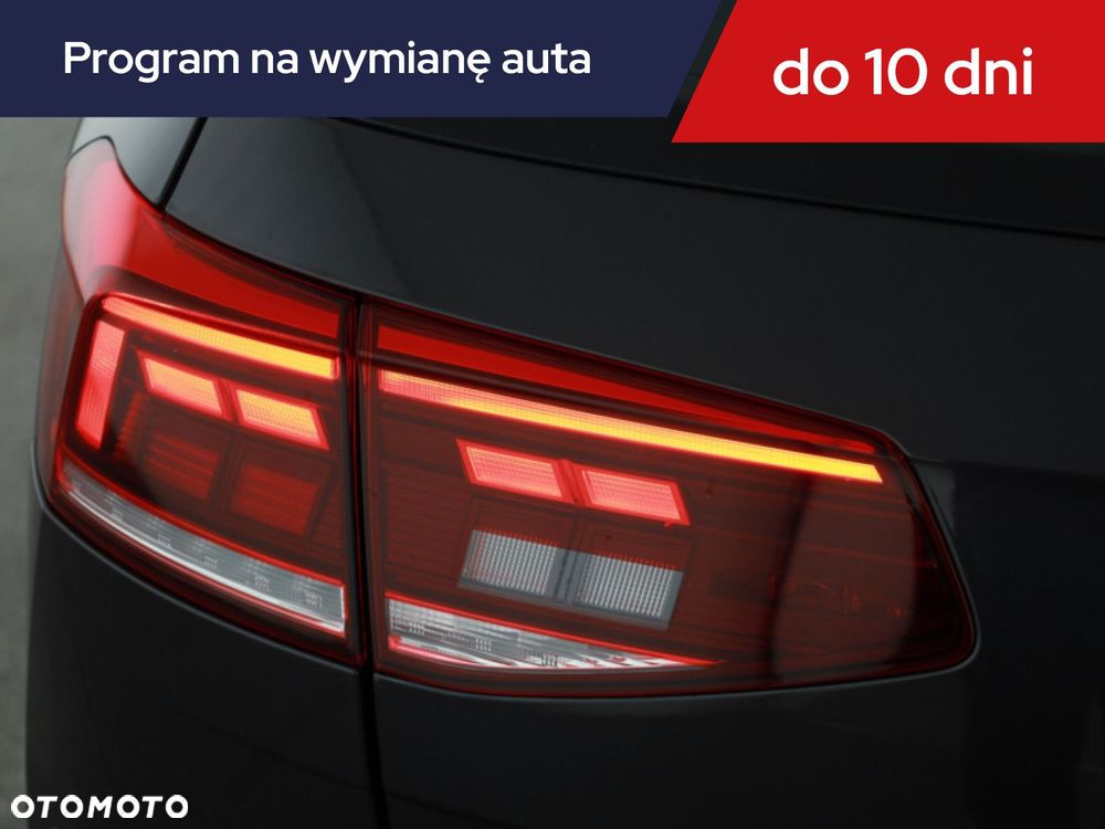 Volkswagen Passat Variant - 18