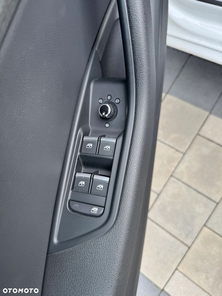 Audi A4 Limousine - 19