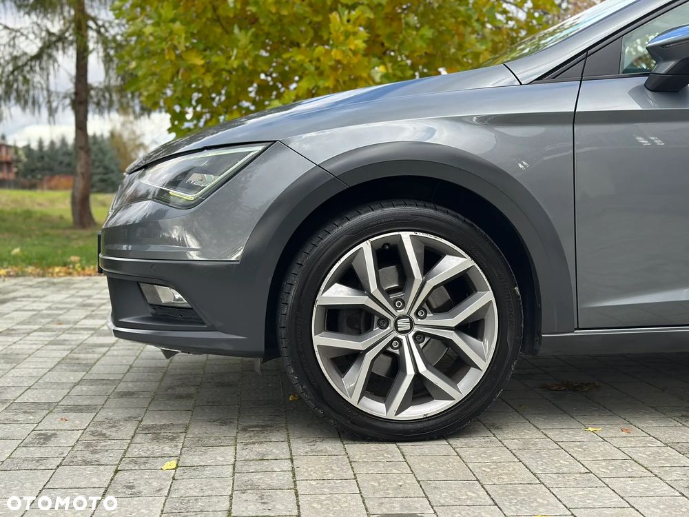 Seat Leon 2.0 TDI Xcellence S&S DSG - 4