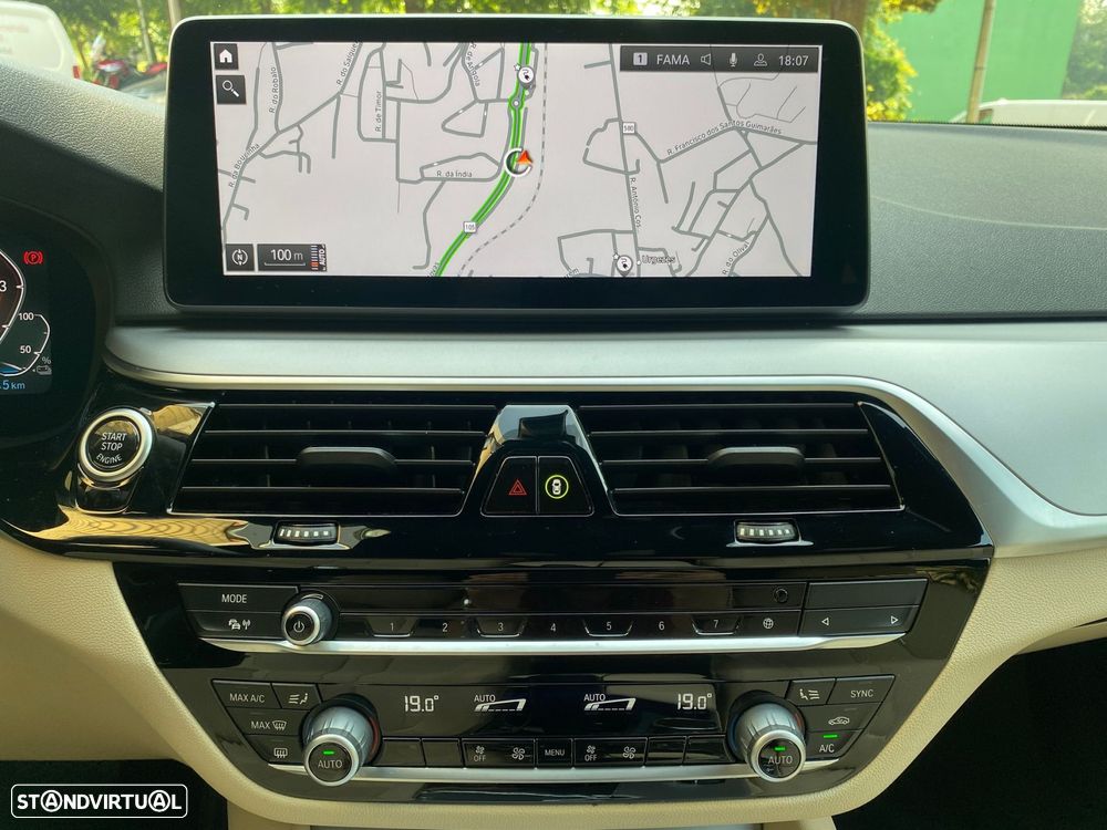 BMW 530 e - 19