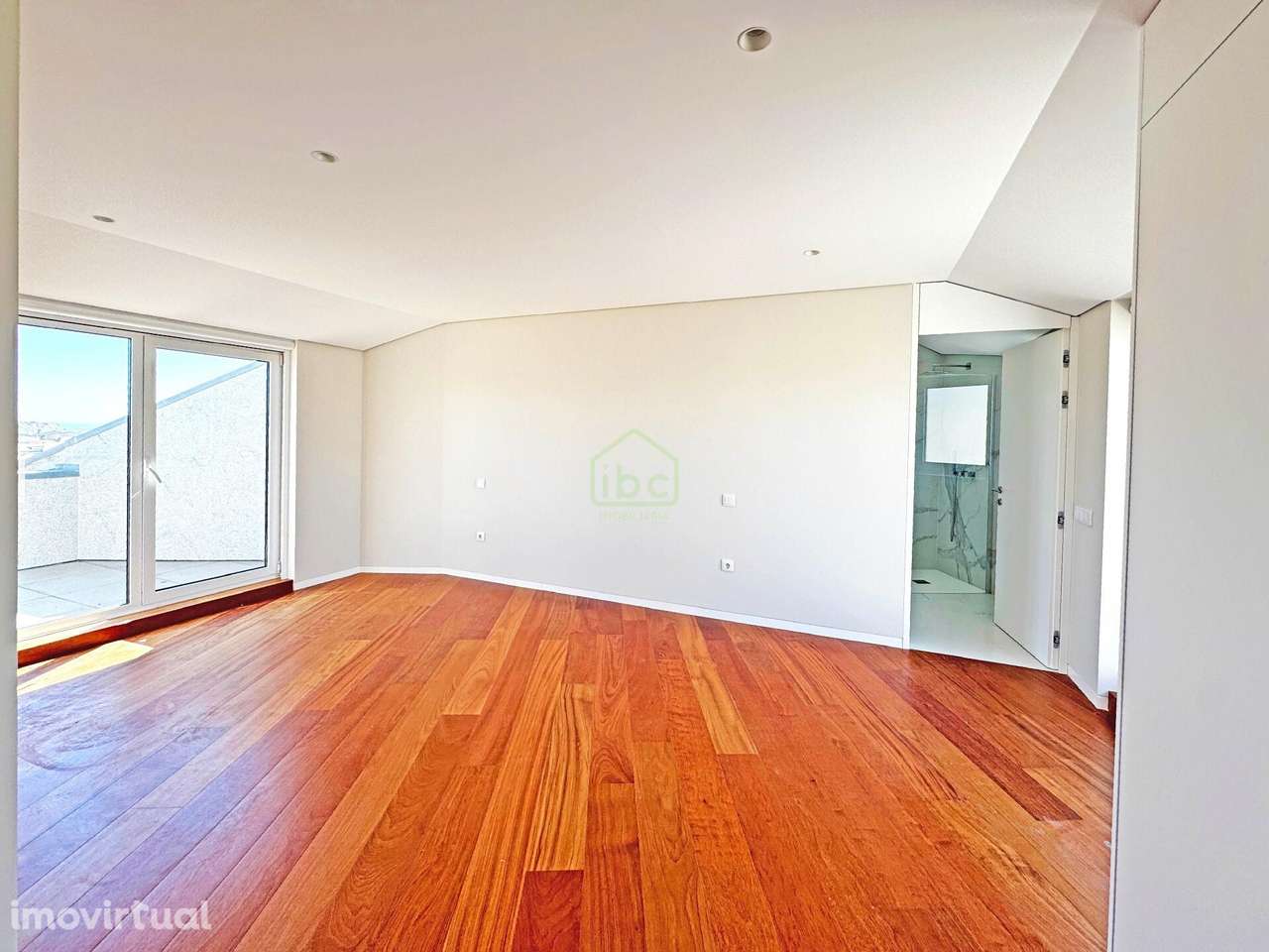 Apartamento T4 Duplex | Póvoa de Varzim - Grande imagem: 3/29