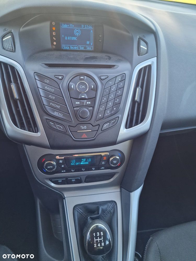 Ford Focus 1.6 Edition - 10