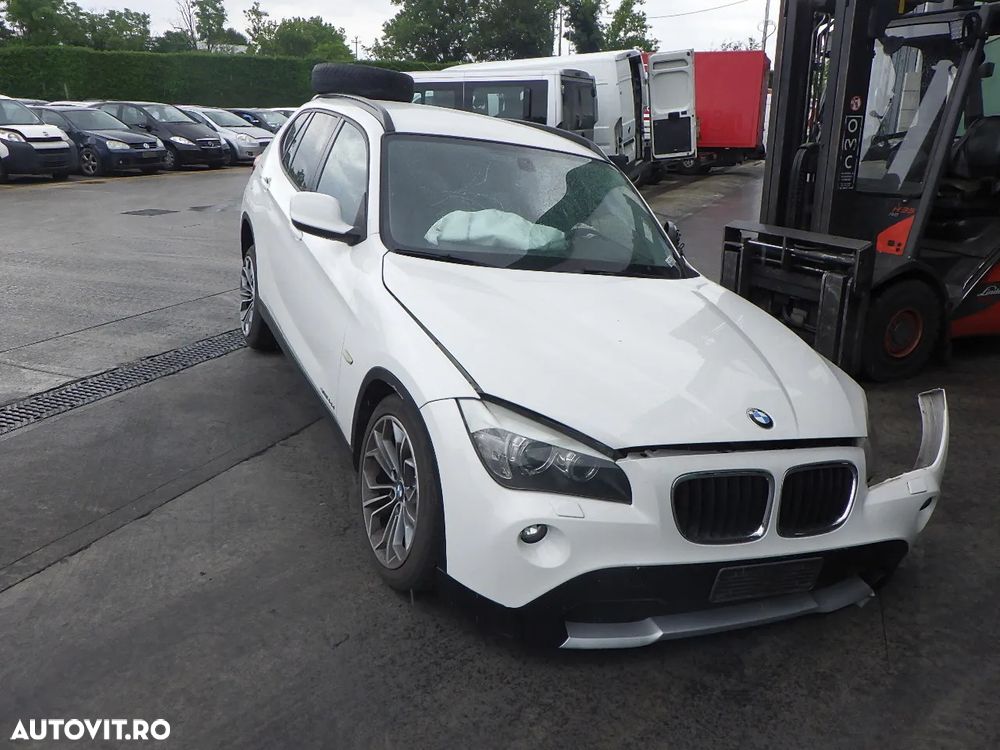 Dezmembrez BMW  X1 e 84 , an 2011 ,2,0 D , cod motor N47D20A - 2