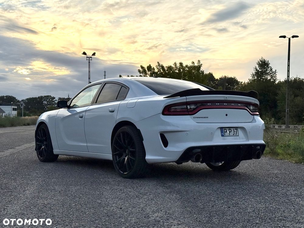 Dodge Charger - 7