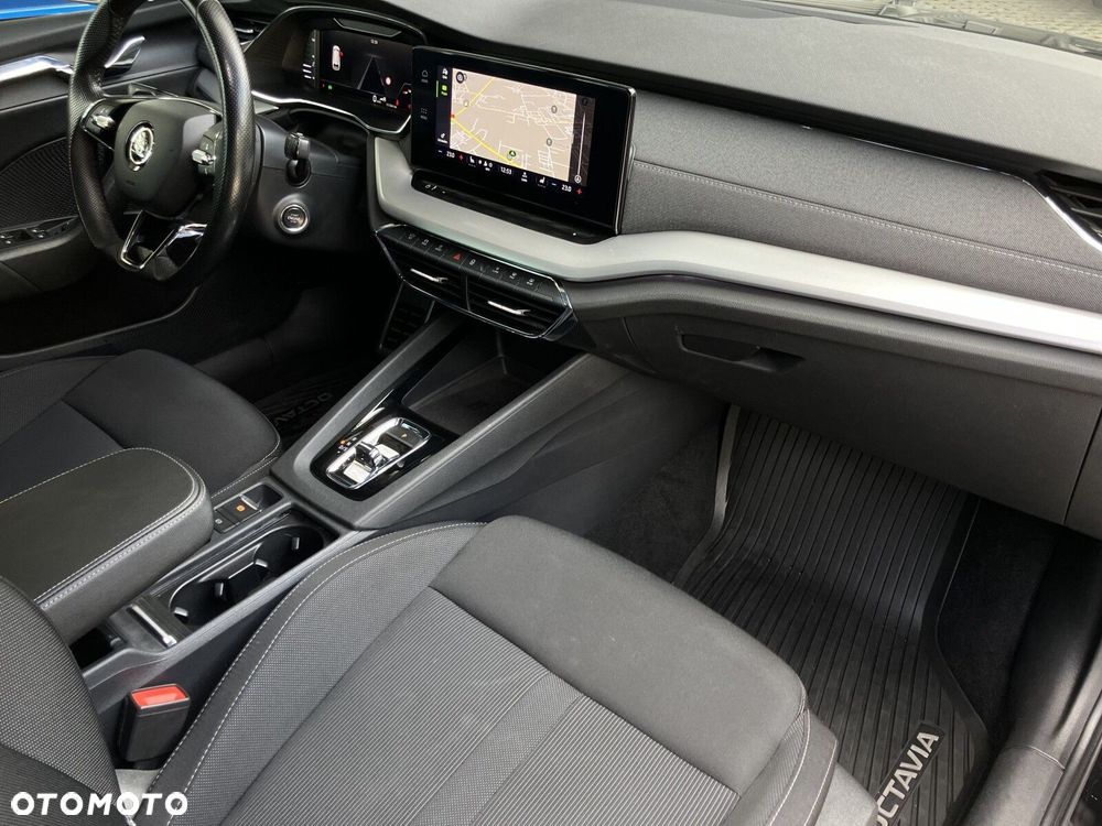 Skoda Octavia 2.0 TDI SCR Style DSG - 7