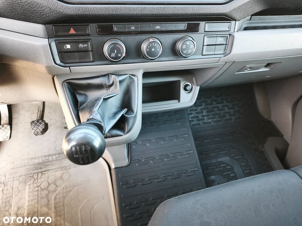 Volkswagen CRAFTER - 17