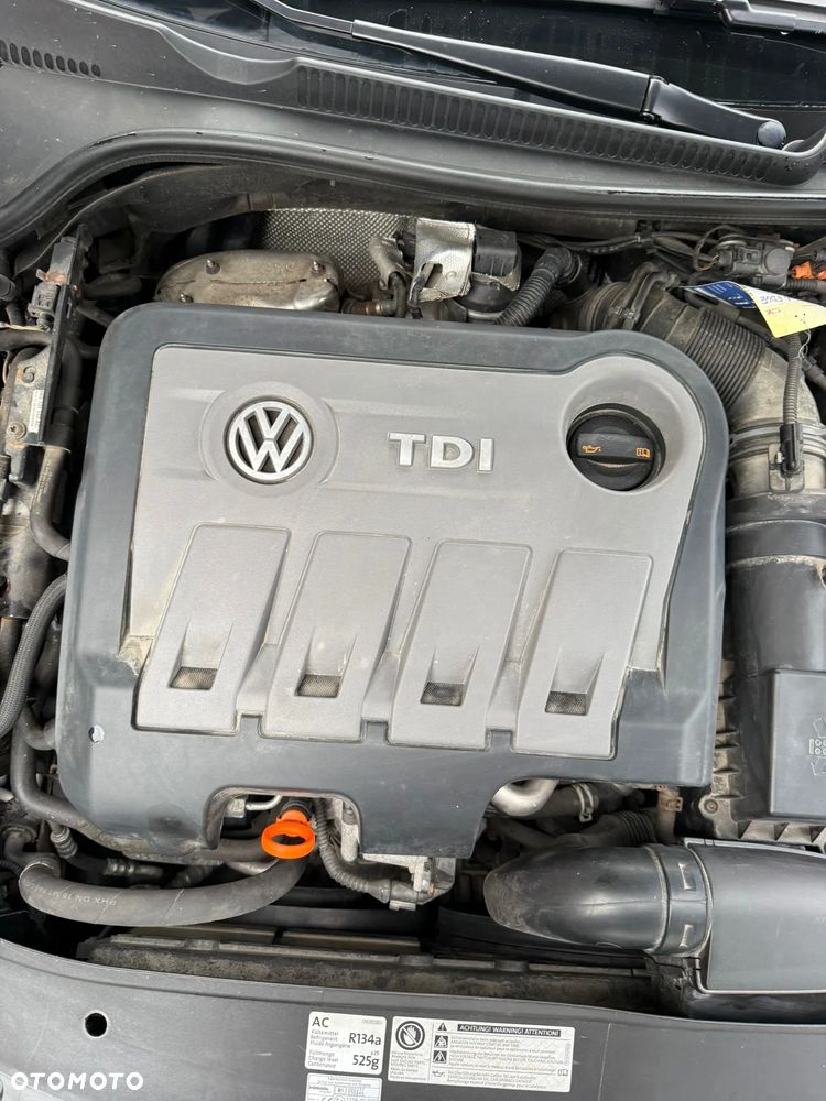 Volkswagen Golf - 27