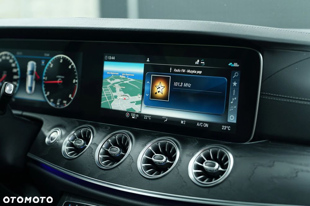Mercedes-Benz Klasa E 220 d 4-Matic AMG - 23
