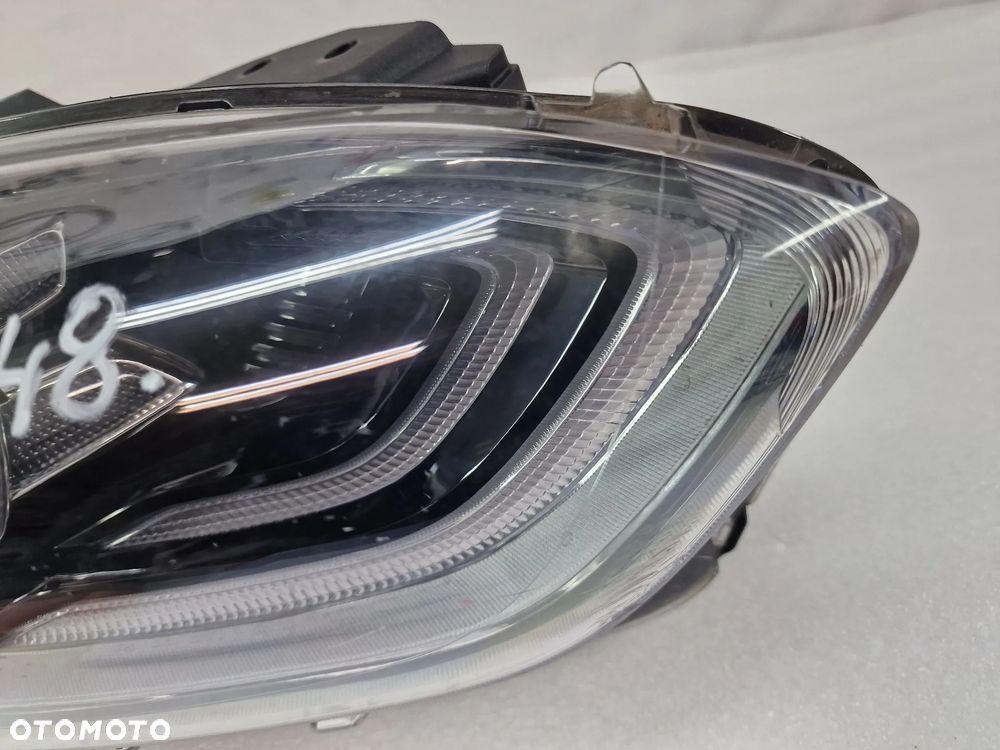 KIA CEED 3 III 18- PRAWA LAMPA PRZEDNIA PRZÓD LED , NR 92102-J7100 / 92102-J7XXX , NA KOSTKĘ ZIELONĄ 12 PINOWĄ , NR AUKCJI LPP48 - 2