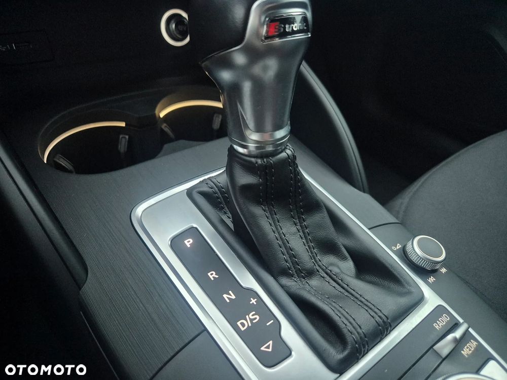 Audi A3 Limousine 1.6 TDI S tronic - 9